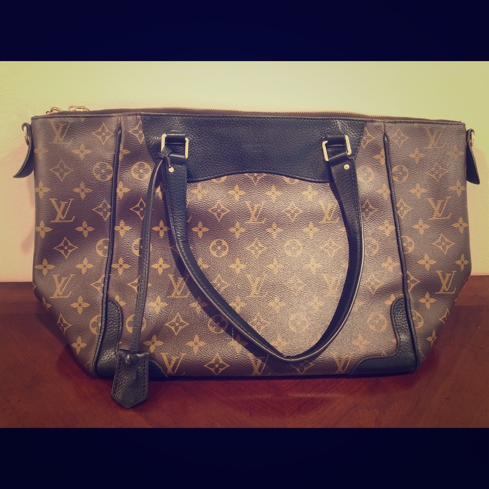 Louis Vuitton Handbag/Purse